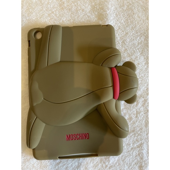 Moschino Teddy Bear iPad Case - Picture 3 of 8